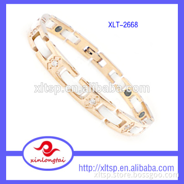 Alibaba express white leather blood pressure 3000 gauss magnetic cuff bracelet